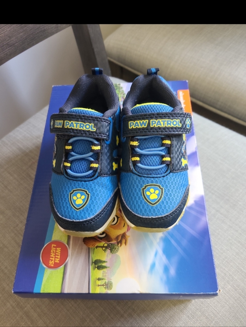 Paw Patrol Lighted Shoes Box - Blue/Yellow